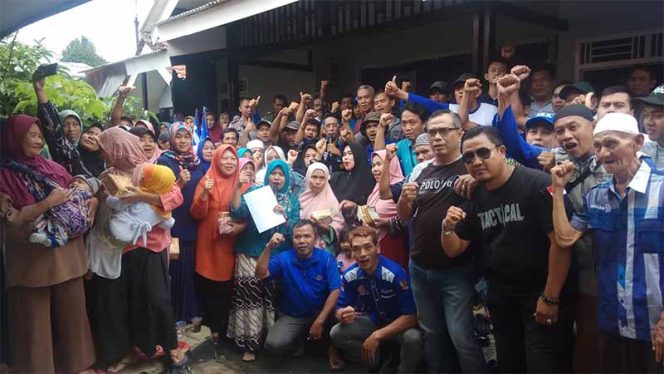 
					Safrudin gelar tampung aspirasi hingga keluhan warga di RW 5 Sukaresmi, Kecamatan Tanah Sareal, Kota Bogor, Kamis (5/3).