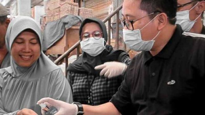 
					Tes Cepat Covid-19 di RSUD dan Puskesmas