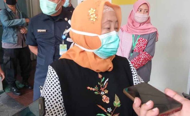 
					Endah Malahayati selaku Direktur Utama (Dirut) RS Hermina Grand Galaxy Park Kecamatan Bekasi Selatan.