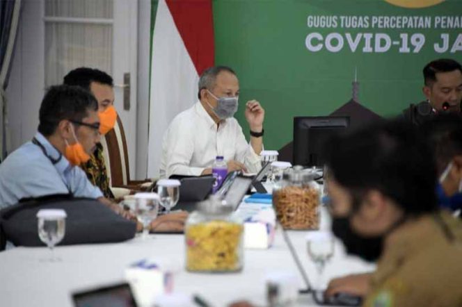 
					Penyaluran Bansos Pemprov Jabar Berdasarkan Usulan RT/RW