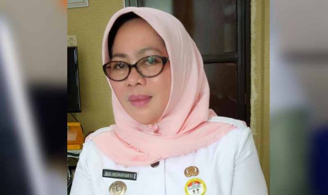 
					Ika Indah Yarti, Kepala Dinas Tenaga Kerja dan Transmigrasi Kota Bekasi