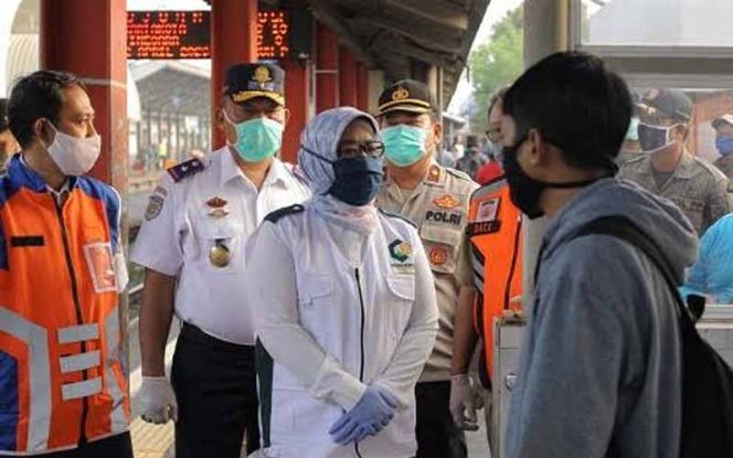 
					Bupati Tinjau Stasiun Bojonggede