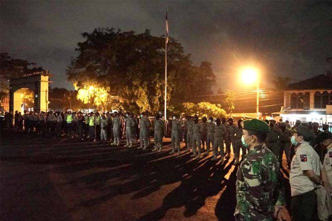 
					Apel pelaksanaan Pembatasan Sosial Berskala Besar (PSBB) di Kota Bogor, di halaman Makorem, Jalan Badak Putih, Bogor Tengah,