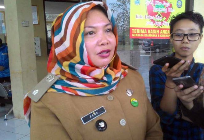 
					Rena Nurwangianten Lurah Harapan Mulya, Kecamatan Medansatria, Kota Bekasi.