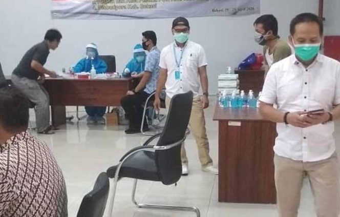 
					Atlet dan Pengurus KONI Jalani Rapid Test