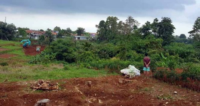 
					Galian Tanah Kayumanis