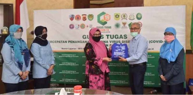 
					PDAM Tirta Kahuripan Kirim 1000 Logistik