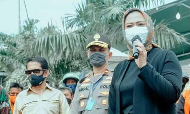 
					Bupati Launching Pelepasan Bantuan Gubernur Jabar Tahap Pertama 