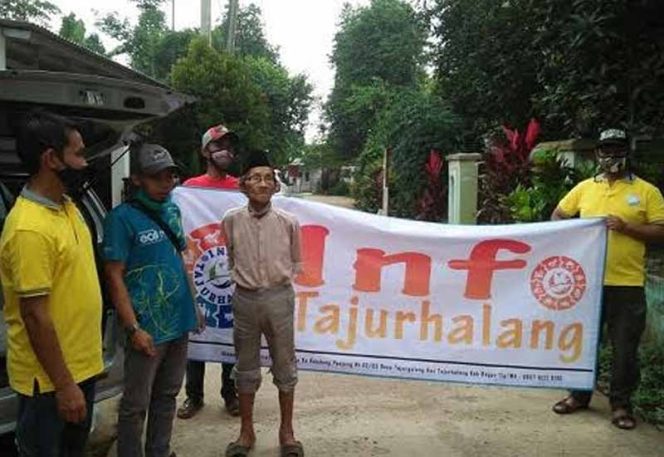 
					Info Tajurhalang Donasikan Ratusan Paket Sembako