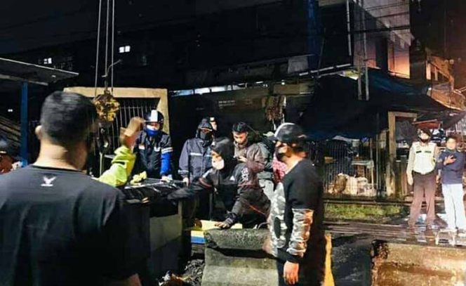 
					Dishub Tutup Akses Jalan Pasar Anyar 
