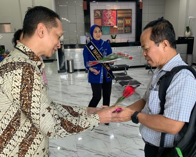 
					Hari Pelanggan Nasional 2025, BRI BO Bekasi HI Berikan Pelayanan Ekstra