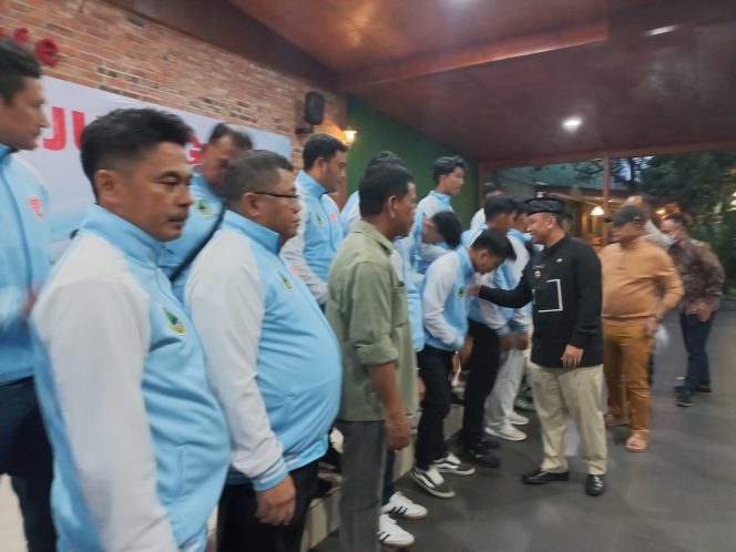 
					Supian Suri Lepas Keberangkatan Tim Mini Soccer KSMI Jabar ke Surabaya