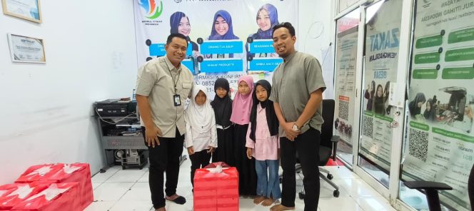 
					BRI BO Gatot Subroto Tebar 90 Paket Jumat Berkah ke Panti Asuhan
